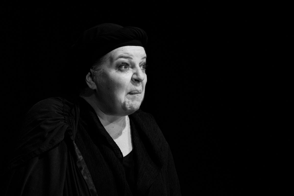 H Kyra tis Ro_MariaLambriadou- (1)