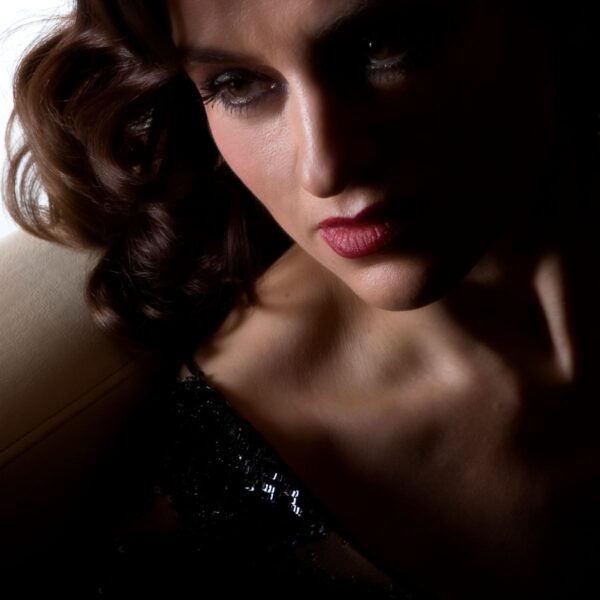 Καρυοφυλλιά Καραμπέτη-φωτ Μέρση Τζιμοπούλου